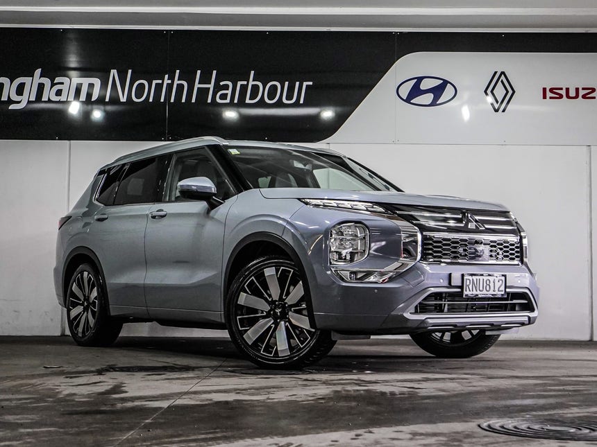 2026 Mitsubishi Outlander | VRX 2.5P/4WD/CVT | 32714 | 1