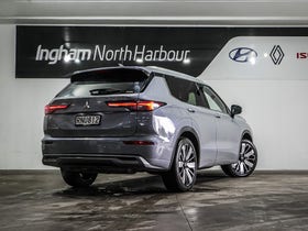 2026 Mitsubishi Outlander | VRX 2.5P/4WD/CVT | 32714 | 3