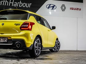 2023 Suzuki Swift | SPORT 1.4PT/6AT | 32951 | 7