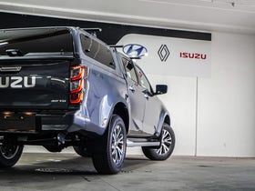 2026 Isuzu D-MAX | LS DOUBLE CAB 4WD | 32986 | 3