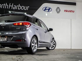 2017 Hyundai i20 | 1.4P/4AT | 33277 | 7