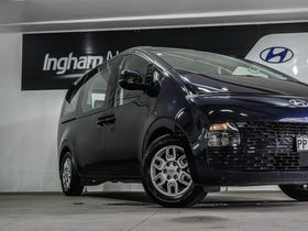 2022 Hyundai Staria | 2.2DT/8AT | 33351 | 6