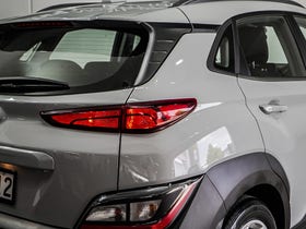 2022 Hyundai Kona | 2.0 2WD 2.0P/CVT | 33873 | 7