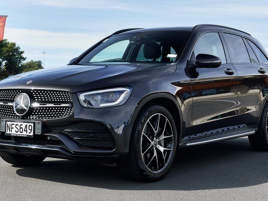 2021 Mercedes-Benz GLC 300 | 300 2.0P/4WD/9AT | 23110 | 1