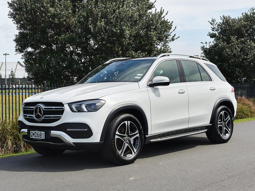 2024 Mercedes-Benz GLE 300 d | 300D 2.0DT/4WD/9AT | 24391 | 1