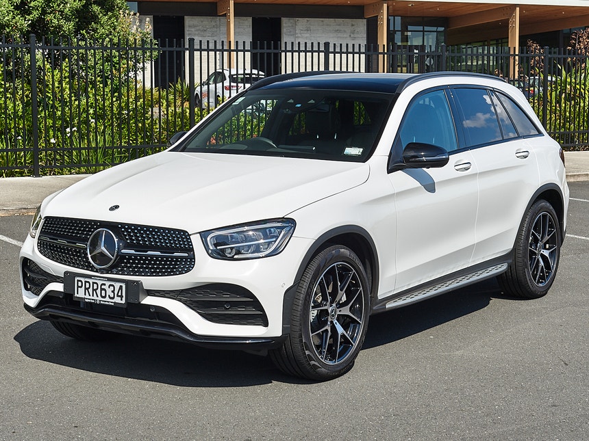 2023 Mercedes-Benz GLC 300 | 300 2.0P/4WD/9AT | 26105 | 1