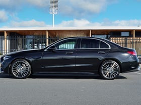 2024 Mercedes-Benz C 300 | C 300 2.0PMH/9AT | 27531 | 4