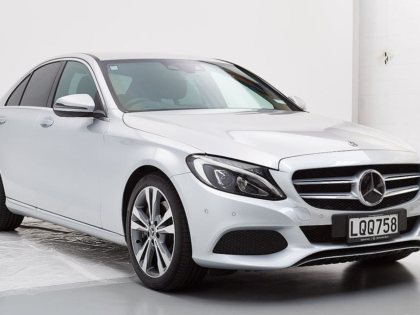 2018 Mercedes-Benz C 300 |  2.0P/9AT | 14407 | 1