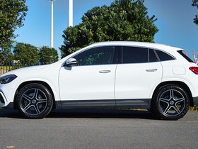 2025 Mercedes-Benz GLA 250 | 250 4MATIC 2.0P/4WD | 27734 | 4