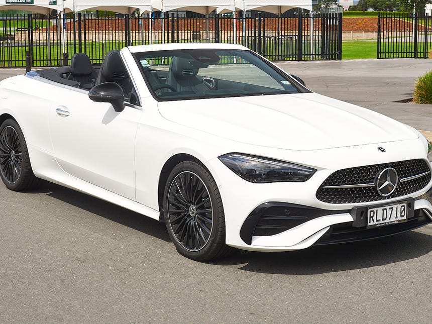 2025 Mercedes-Benz CLE 300 | CLE 300 4MATIC CAB | 28731 | 1