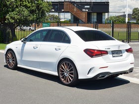 2020 Mercedes-Benz A 200 | A200 1.3P/7AT | 29034 | 5