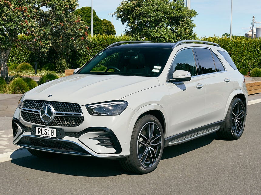 2025 Mercedes-Benz GLE 450 d | 450D 3.0DT/4WD/9AT | 29639 | 1