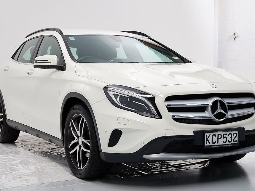 2016 Mercedes-Benz GLA 180 |  1.6P/7AT/HA | 14915 | 1