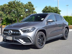 2025 Mercedes-Benz GLA 250 | 250 E PHEV/8AT | 30269 | 3