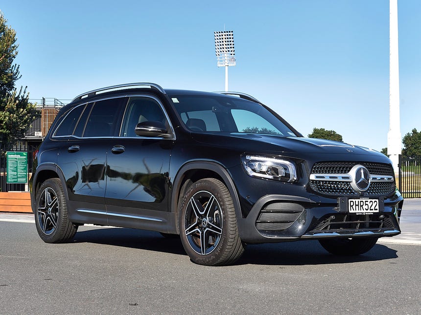 2022 Mercedes-Benz GLB 250 | 4M 2.0P/4WD/8AT | 32047 | 1