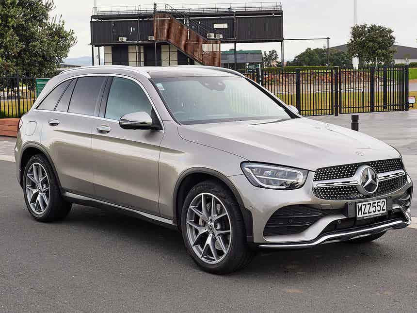 2020 Mercedes-Benz GLC 200 | 2.0P/9AT | 32510 | 1