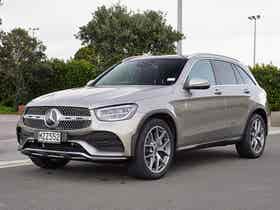 2020 Mercedes-Benz GLC 200 | 2.0P/9AT | 32510 | 3