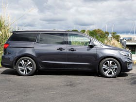 2019 Kia Carnival | PREMIUM 2.2D/8AT | 33186 | 5