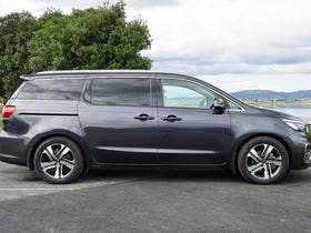 2019 Kia Carnival | PREMIUM 2.2D/8AT | 33186 | 7