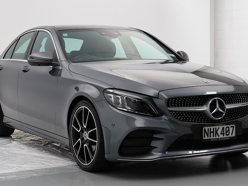 2021 Mercedes-Benz C 200 | C 200 2.0P/9AT | 20880 | 1