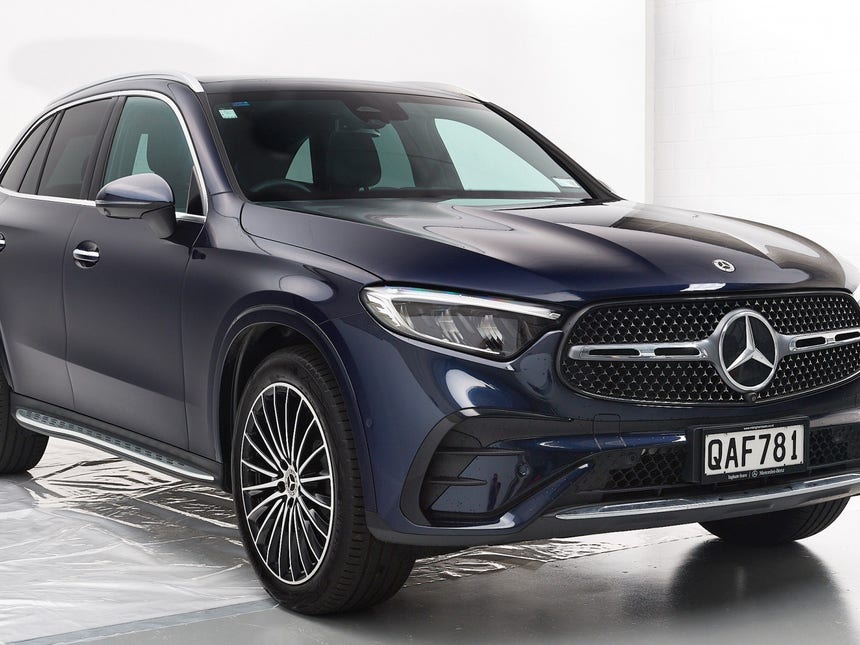 2023 Mercedes-Benz GLC 300 | 300 2.0PMH/4WD/9AT | 21976 | 1