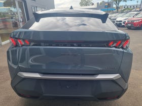 2025 Peugeot 3008 | GT 1.2PMHT/6AT | 26828 | 5