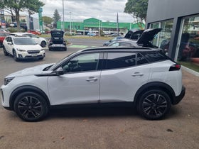 2025 Peugeot 2008 | GT 1.2PMHT/6AM | 26970 | 7