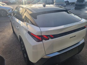 2025 Peugeot 3008 | GT 1.2PMHT/6AT | 27017 | 6