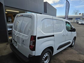 2025 Peugeot Partner | SWB ELECTRIC 50KWH | 28088 | 2