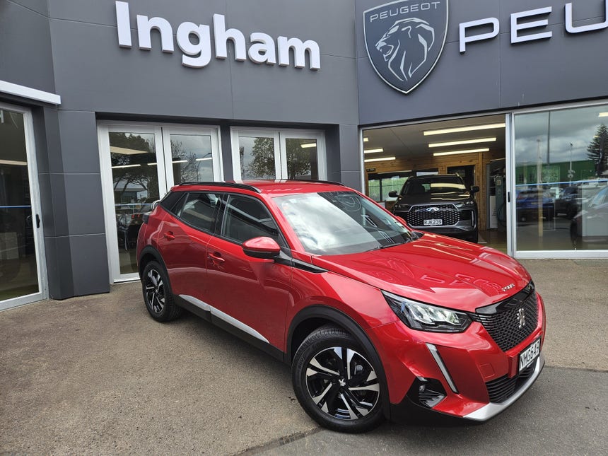 2021 Peugeot 2008 | ALLURE 1.2PT/6AT | 28884 | 1