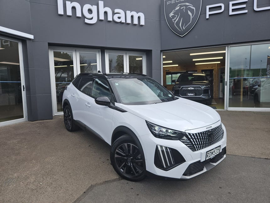 2025 Peugeot 2008 | GT 1.2PMHT/6AM | 28871 | 1