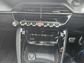 2025 Peugeot 2008 | GT 1.2PMHT/6AM | 28871 | 6