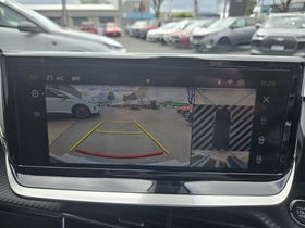 2025 Peugeot 2008 | GT 1.2PMHT/6AM | 28871 | 7