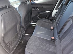 2022 Peugeot E-2008 | GT | 29030 | 4