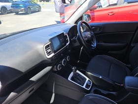 2021 Hyundai Venue | ELITE 1.6P/6AT | 29757 | 3