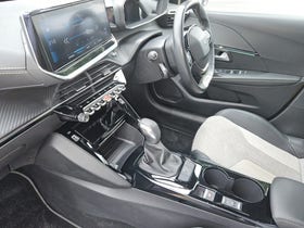 2021 Peugeot 208 | GT 1.2P/6AT | 30672 | 3