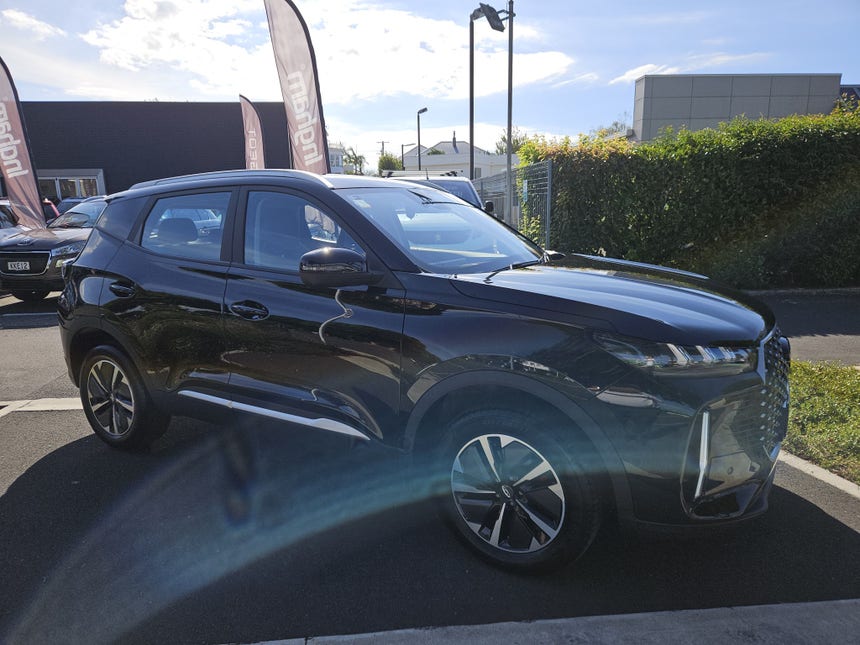 2025 Chery Tiggo 4 | Ultimate Hybrid | 30779 | 1