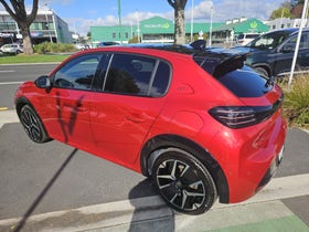 2025 Peugeot 208 | GT 1.2L HYBRID | 31192 | 7