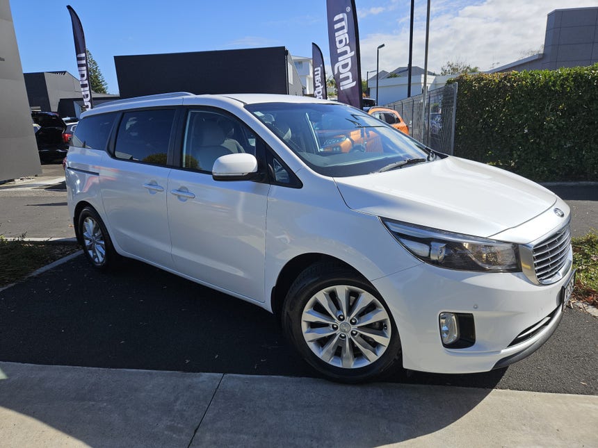 2017 Kia Carnival | EX 2.2D/6AT | 31386 | 1