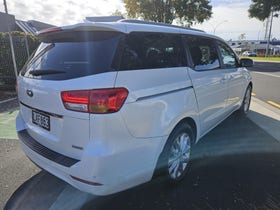 2017 Kia Carnival | EX 2.2D/6AT | 31386 | 2