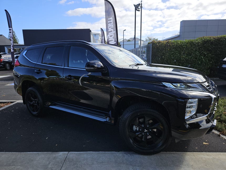 2025 Mitsubishi Pajero Sport | VRXB 2.4D/4WD/8AT | 31387 | 1