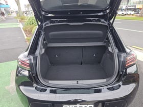 2025 Peugeot 208 | GT 1.2PMHT/6AM | 32038 | 5