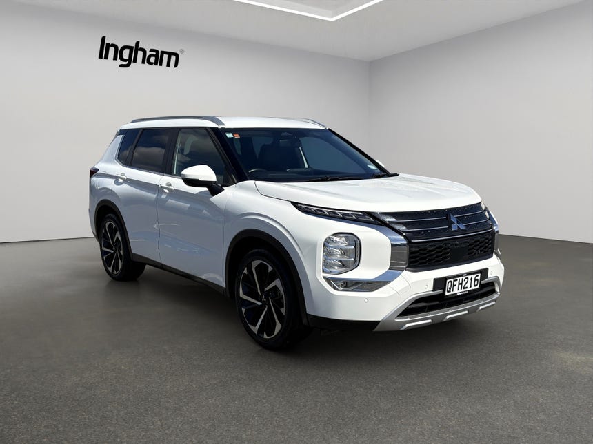 2023 Mitsubishi Outlander | XLS, 2.5L Petrol, AWD, CVT, 7 Seat, SUV. | 28561 | 1
