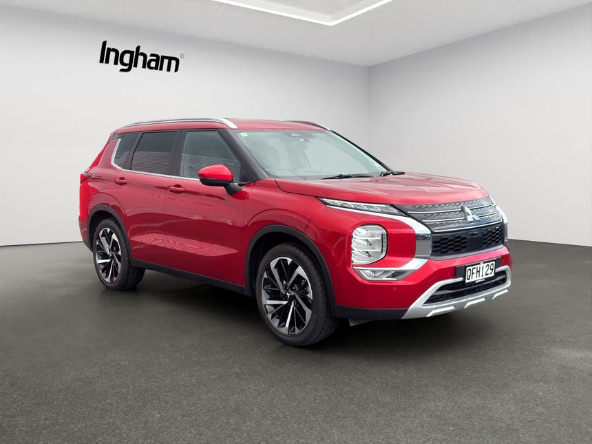 2023 Mitsubishi Outlander | XLS, 2.5L Petrol, FWD, CVT, 7 Seat, SUV. | 28958 | 1