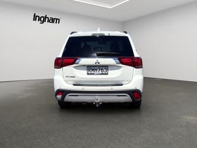 2021 Mitsubishi Outlander | LS, 2.4L Petrol, CVT, 7 Seat, SUV. | 28995 | 6