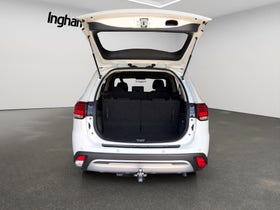 2021 Mitsubishi Outlander | LS, 2.4L Petrol, CVT, 7 Seat, SUV. | 28995 | 7