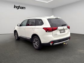2018 Mitsubishi Outlander | LS, 2.4L Petrol, 4WD, CVT, 7 Seat, SUV. | 29953 | 5