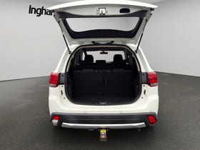 2018 Mitsubishi Outlander | LS, 2.4L Petrol, 4WD, CVT, 7 Seat, SUV. | 29953 | 7