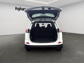 2018 Toyota RAV4 | GX, 2L Petrol, CVT, FWD, SUV. | 31074 | 7