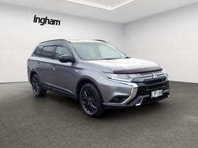 2019 Mitsubishi Outlander | Black Edition, 2.4L Petrol, FWD, CVT, 7 Seat, SUV. | 31499 | 3